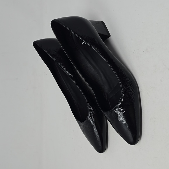 Aquatalia Shoes - Aquatalia Pasha Black Patent Leather Waterproof Low Heels Pumps Size 7.5